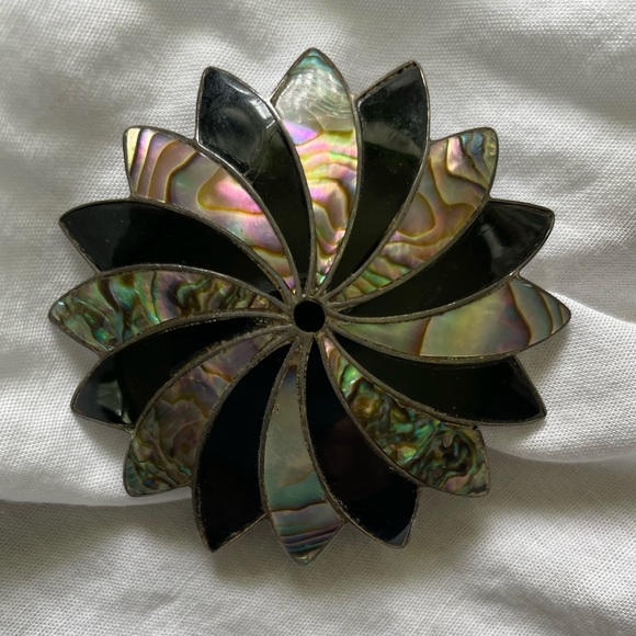 925 Silver, Onyx and Abalone Brooch/Pendant. - Picture 9 of 9